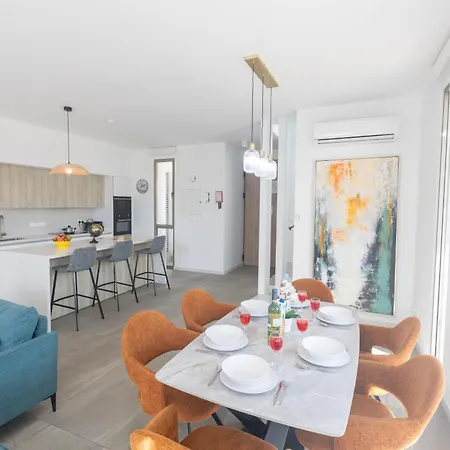 Villa Azure Paralimni