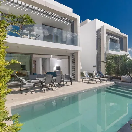 Villa Azure Paralimni